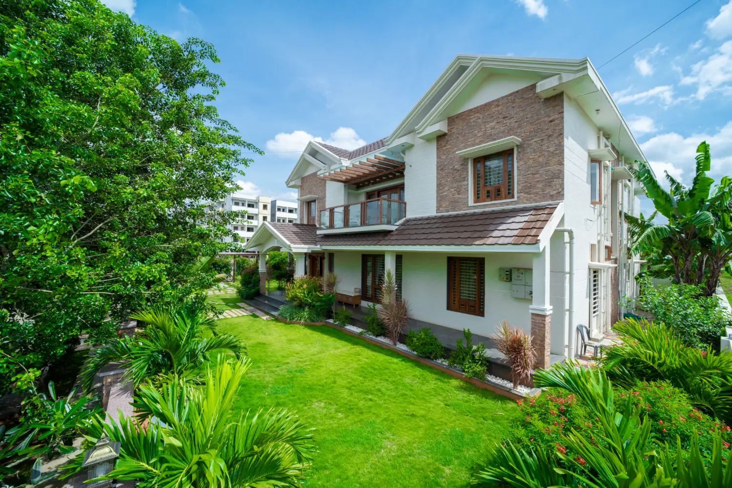 Yadalam Residence interior by Montimers